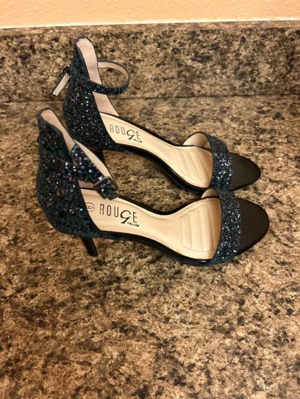 Rogue black glitter sandals – size 6